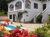 Villa PRIMAVERA with pool, located in the urbanization Lloret Vert 5 km from Lloret de Mar